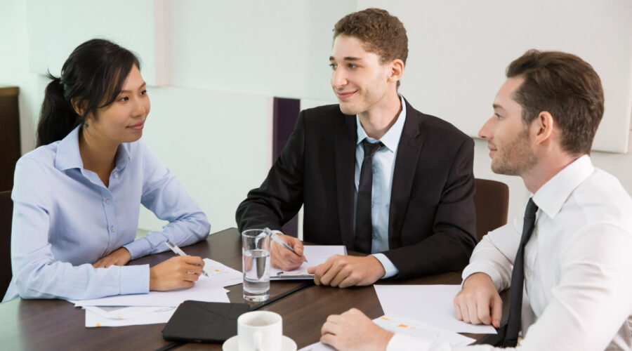 Advantages Of Hiring A Business Lawyer When Starting Your Company