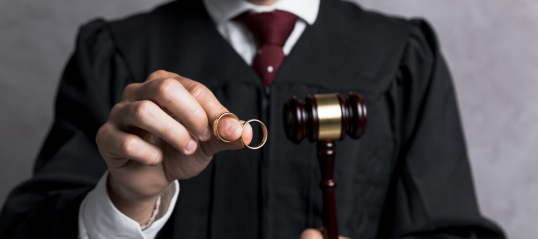 Best Criminal Lawyer in Noida : Complete Guide 2025-Legalcrusader