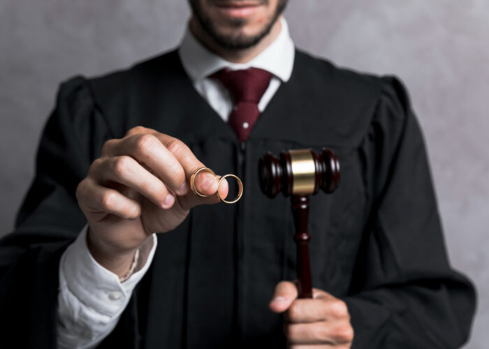 Best Criminal Lawyer in Noida : Complete Guide 2025-Legalcrusader