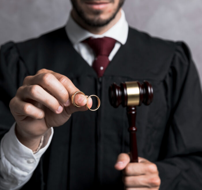 Best Criminal Lawyer in Noida : Complete Guide 2025-Legalcrusader