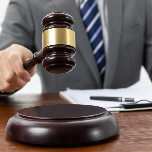 Mediation vs Arbitration vs Litigation in India: A Comprehensive Guide