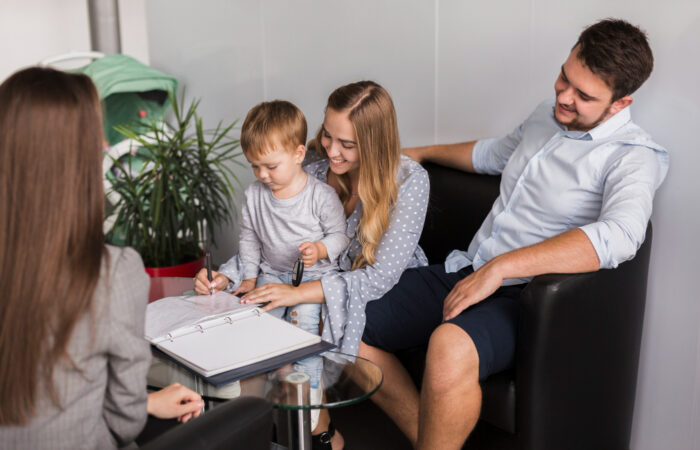 Best Family Lawyer in Noida for Custody Cases-Legacrusader