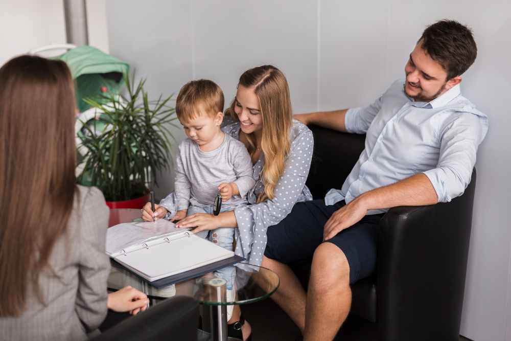 Best Family Lawyer in Noida for Custody Cases-Legacrusader